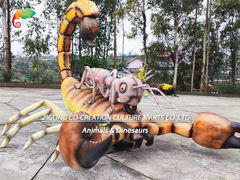 リアルで現実的なAnimatronic動物の蠍は蟻の日曜日の抵抗と戦う