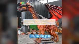 等身大のドラゴンの小道具テーマパークの装飾